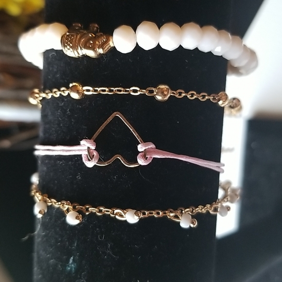 Set of 4 bracelets - Picture 2 of 3